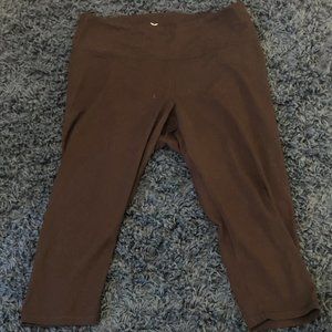 ⭐️-OLD NAVY ACTIVE GO-DRY YOGA CROPS-